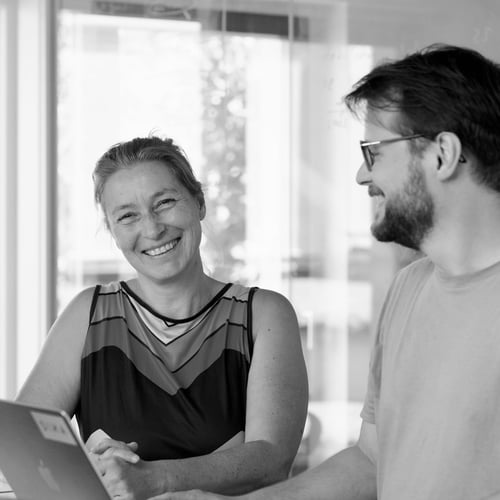 D791E63F-9813-4A18-BCCF-7690EADEFB47_1_201_a